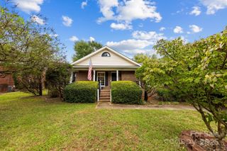 10520 Misty Ridge Lane, Charlotte, NC 28277