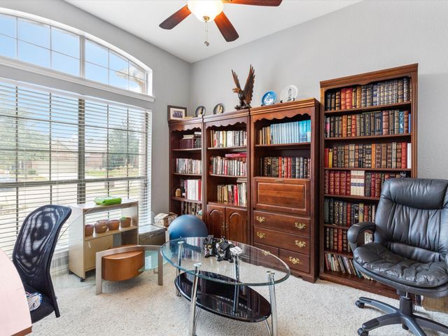 1301 Litchfield Lane, Burleson, TX 76028