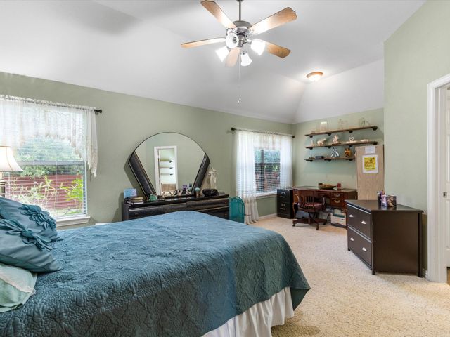 1301 Litchfield Lane, Burleson, TX 76028