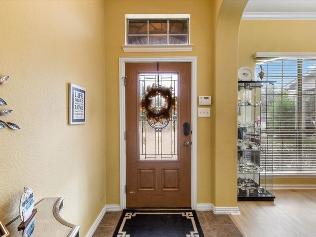 1301 Litchfield Lane, Burleson, TX 76028