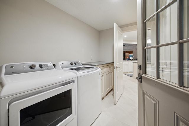15406 Old Stone Trail, Houston, TX 77079