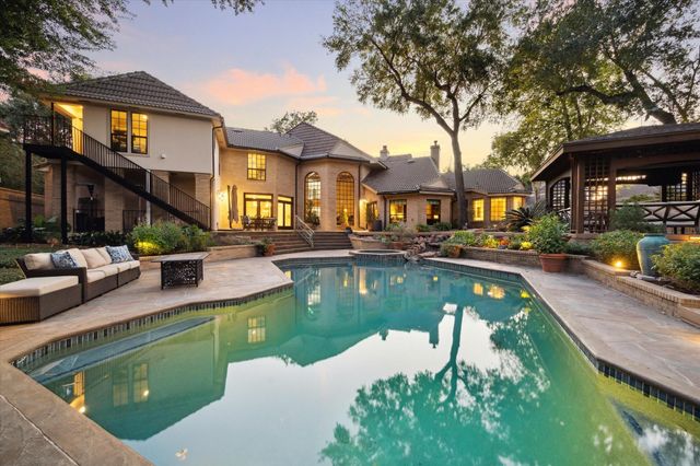 15406 Old Stone Trail, Houston, TX 77079
