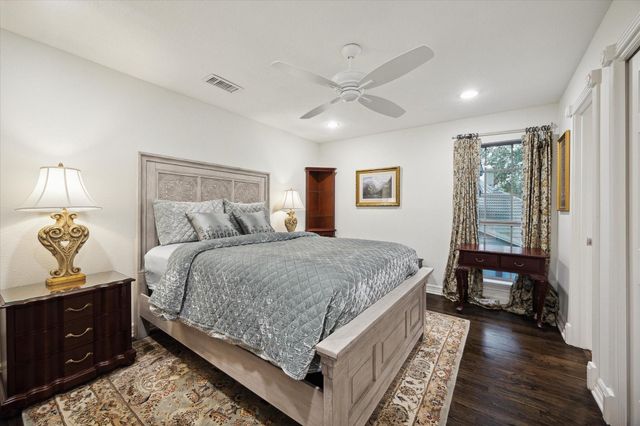 15406 Old Stone Trail, Houston, TX 77079