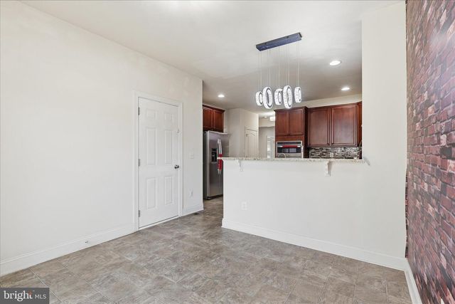 22908 N BROWN SQ, Ashburn, VA 20148