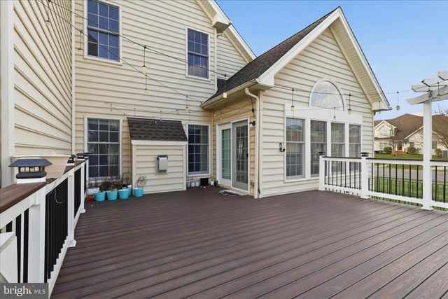 22908 N BROWN SQ, Ashburn, VA 20148