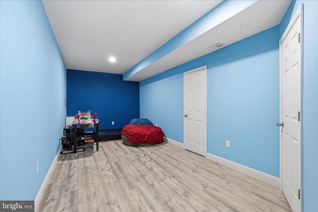 22908 N BROWN SQ, Ashburn, VA 20148