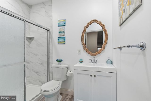 22908 N BROWN SQ, Ashburn, VA 20148