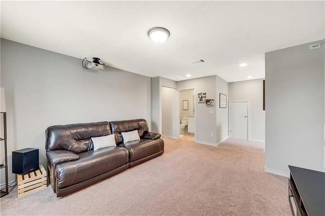 112 Magna LN, Liberty Hill, TX 78642