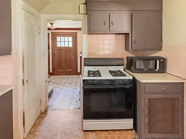 73 Florence Ave, Melrose, MA 02176