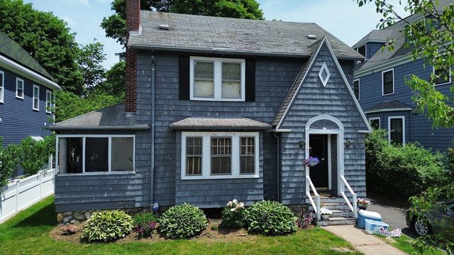 73 Florence Ave, Melrose, MA 02176