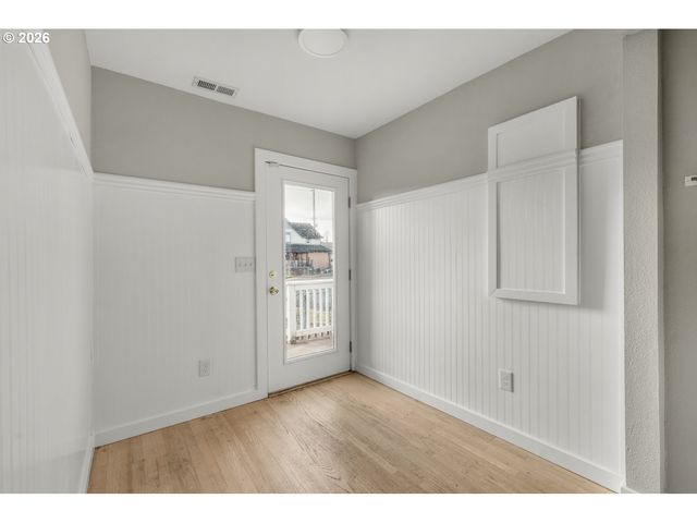 1001 S 6TH Ave, Kelso, WA 98626