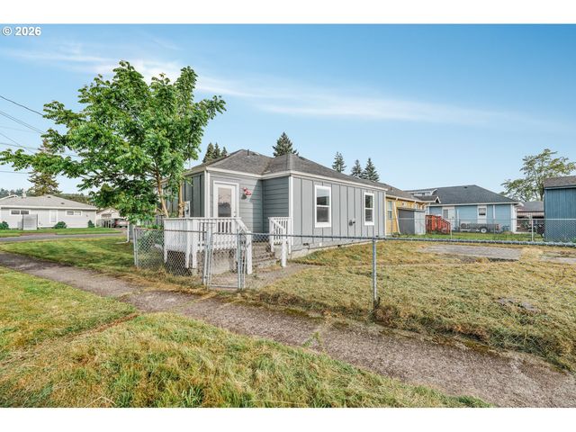 1001 S 6TH Ave, Kelso, WA 98626