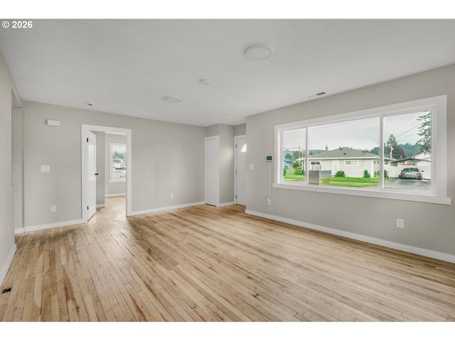 1001 S 6TH Ave, Kelso, WA 98626