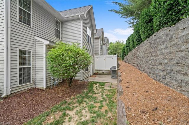 1132 Academic Drive, Winston-salem, NC 27106