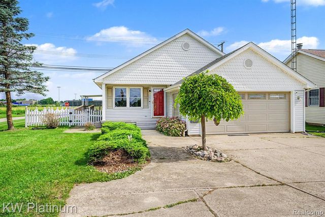 2688 W Genesee Street, Lapeer, MI 48446
