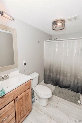 10771 Crest Road, Dixon, MO 65459