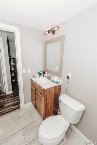 10771 Crest Road, Dixon, MO 65459