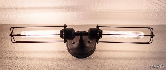 10771 Crest Road, Dixon, MO 65459