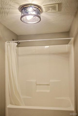 10771 Crest Road, Dixon, MO 65459