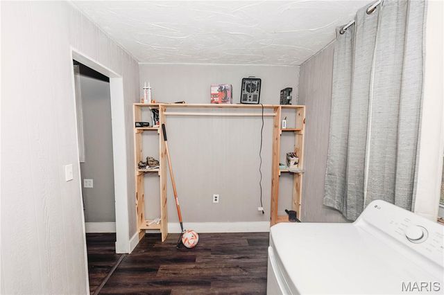 10771 Crest Road, Dixon, MO 65459