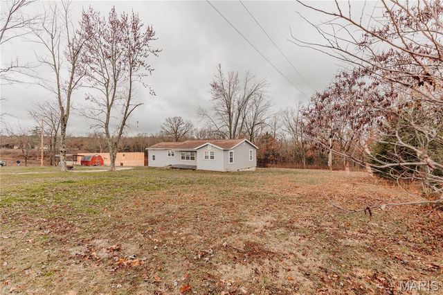 10771 Crest Road, Dixon, MO 65459