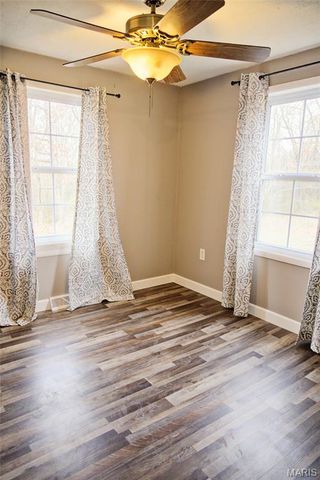 10771 Crest Road, Dixon, MO 65459