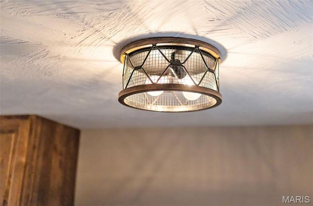 10771 Crest Road, Dixon, MO 65459