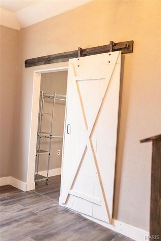 10771 Crest Road, Dixon, MO 65459