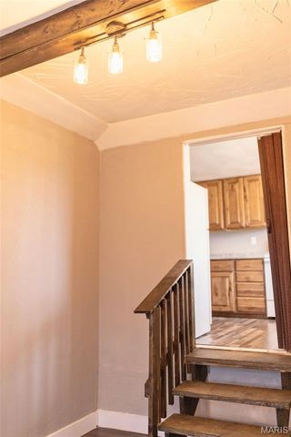 10771 Crest Road, Dixon, MO 65459