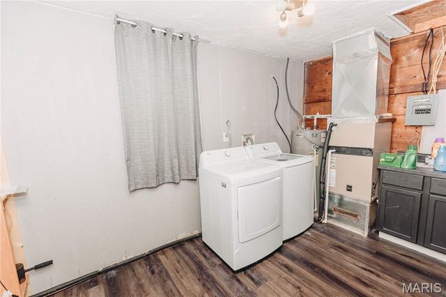 10771 Crest Road, Dixon, MO 65459