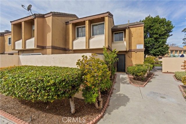 1381 S Walnut Street 2008, Anaheim, CA 92802