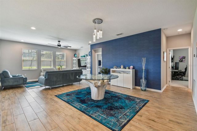 2433 SANTA VISTA LOOP, Apopka, FL 32703