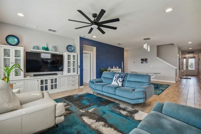2433 SANTA VISTA LOOP, Apopka, FL 32703