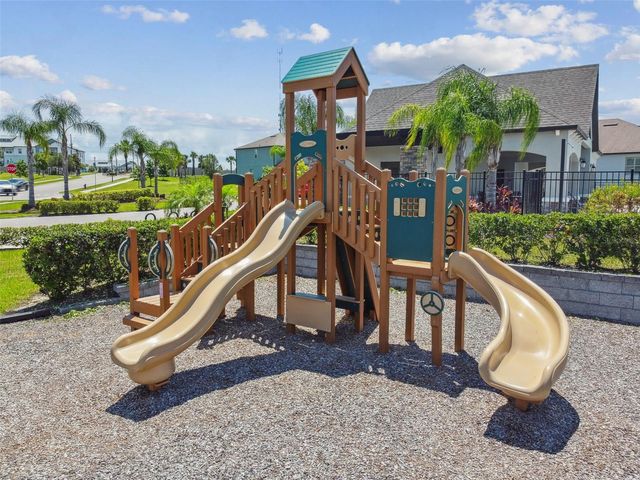 2433 SANTA VISTA LOOP, Apopka, FL 32703
