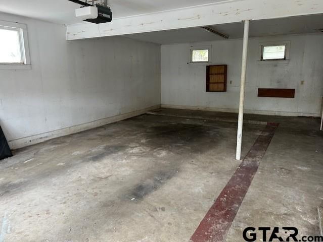 330 W KILPATRICK, Mineola, TX 75773