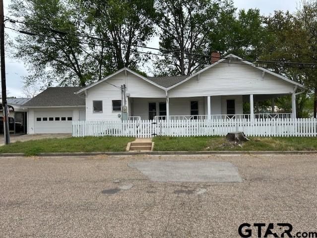 330 W KILPATRICK, Mineola, TX 75773