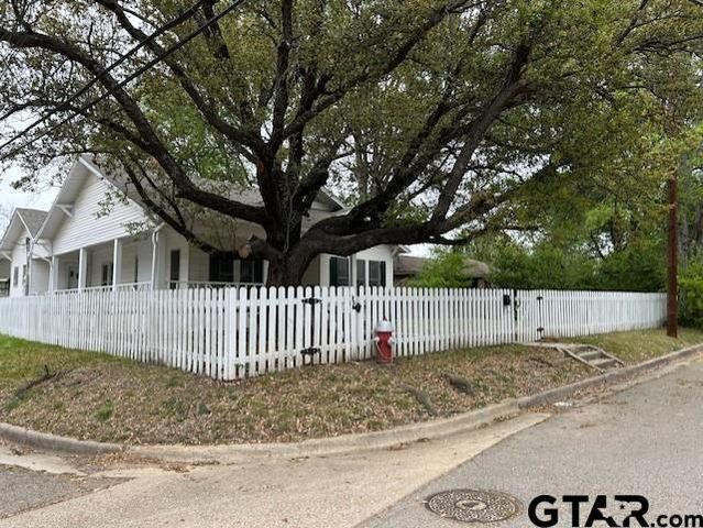 330 W KILPATRICK, Mineola, TX 75773
