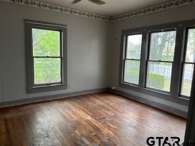 330 W KILPATRICK, Mineola, TX 75773