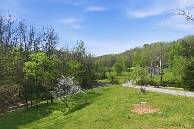 1075 Garland Hollow Rd, Pegram, TN 37143