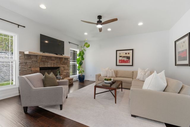 1075 Garland Hollow Rd, Pegram, TN 37143