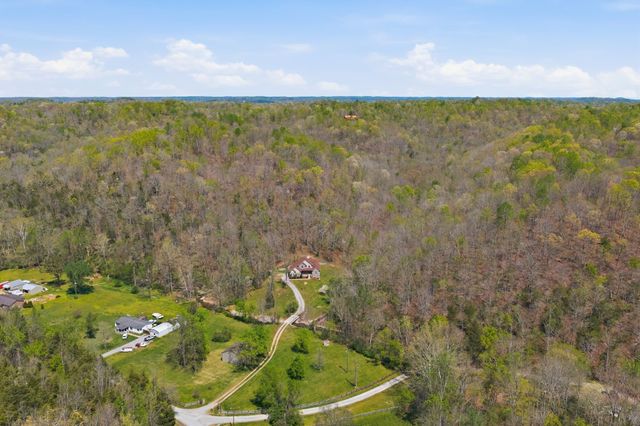 1075 Garland Hollow Rd, Pegram, TN 37143
