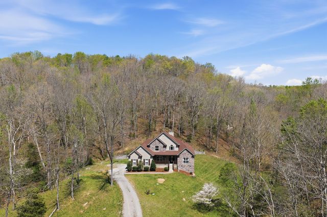 1075 Garland Hollow Rd, Pegram, TN 37143