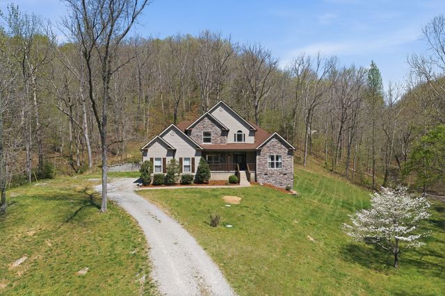 1075 Garland Hollow Rd, Pegram, TN 37143