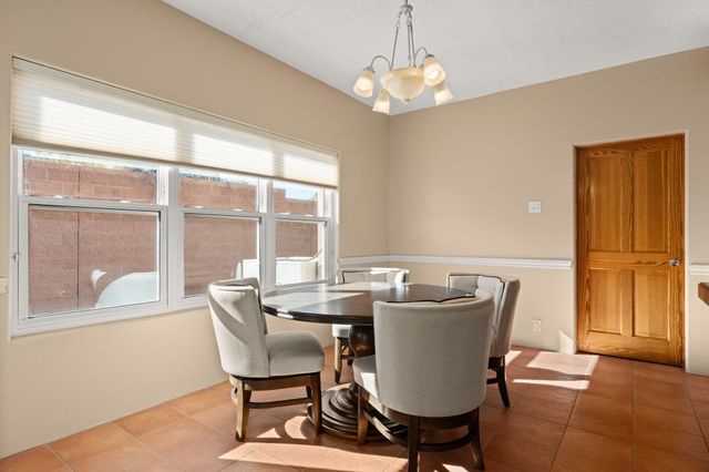 2304 Flagstone Road NE, Rio Rancho, NM 87124