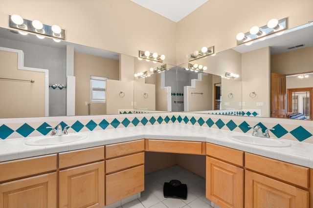 2304 Flagstone Road NE, Rio Rancho, NM 87124