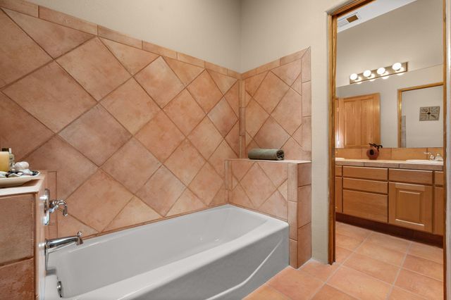 2304 Flagstone Road NE, Rio Rancho, NM 87124