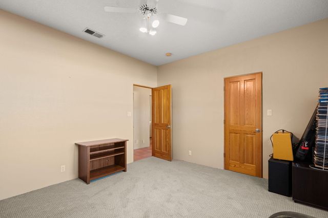 2304 Flagstone Road NE, Rio Rancho, NM 87124