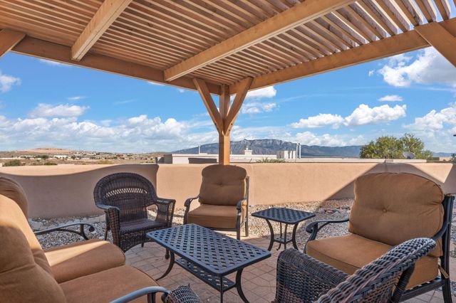 2304 Flagstone Road NE, Rio Rancho, NM 87124