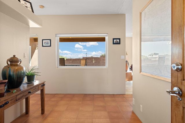 2304 Flagstone Road NE, Rio Rancho, NM 87124