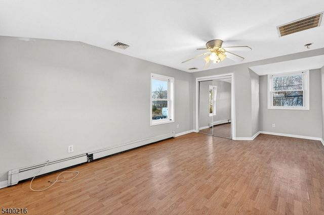 2114 W Camplain Rd, Manville Boro, NJ 08835